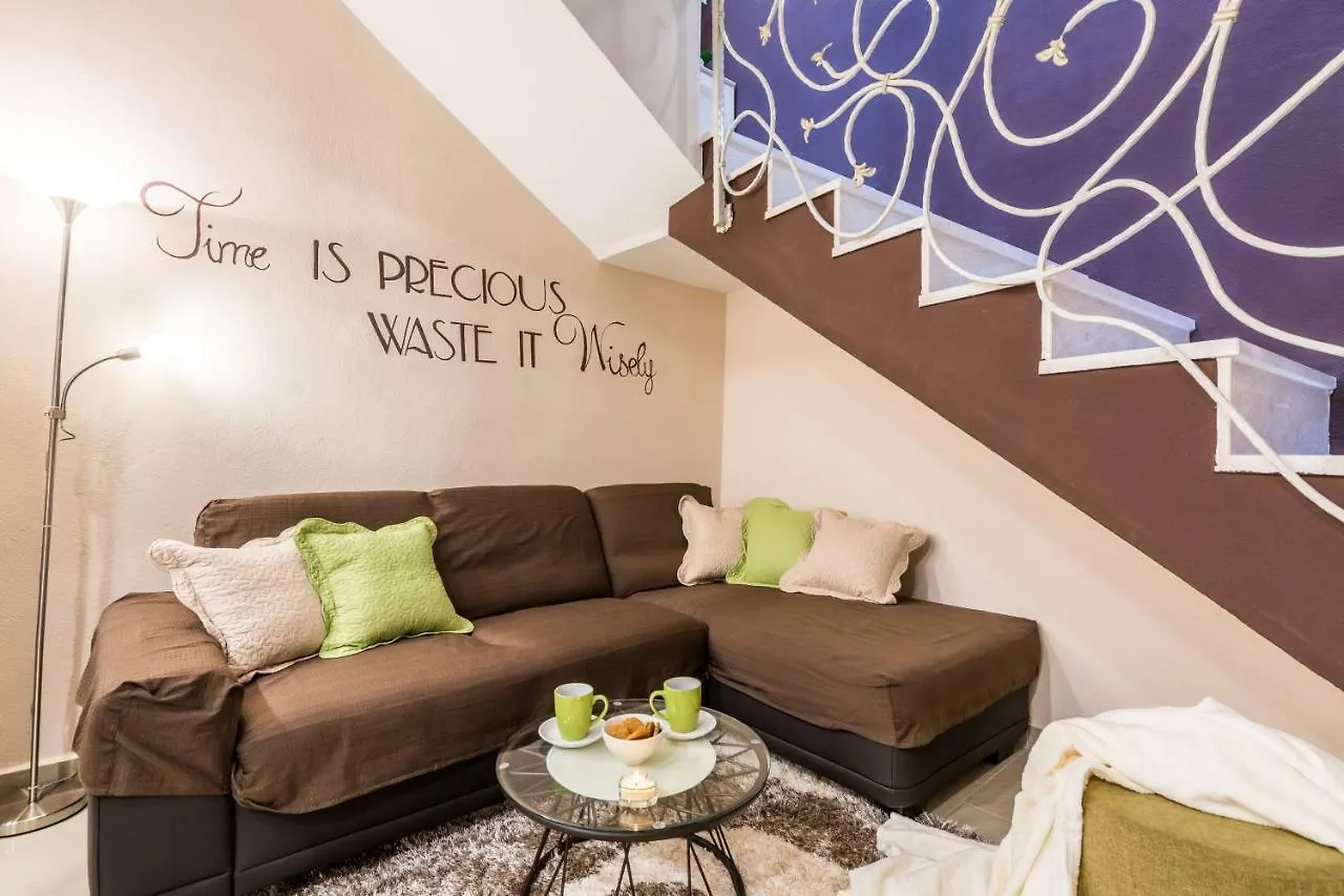 Old Town House Pakostane Apartment 0*,  Croatia