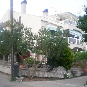 & Diana Apartment